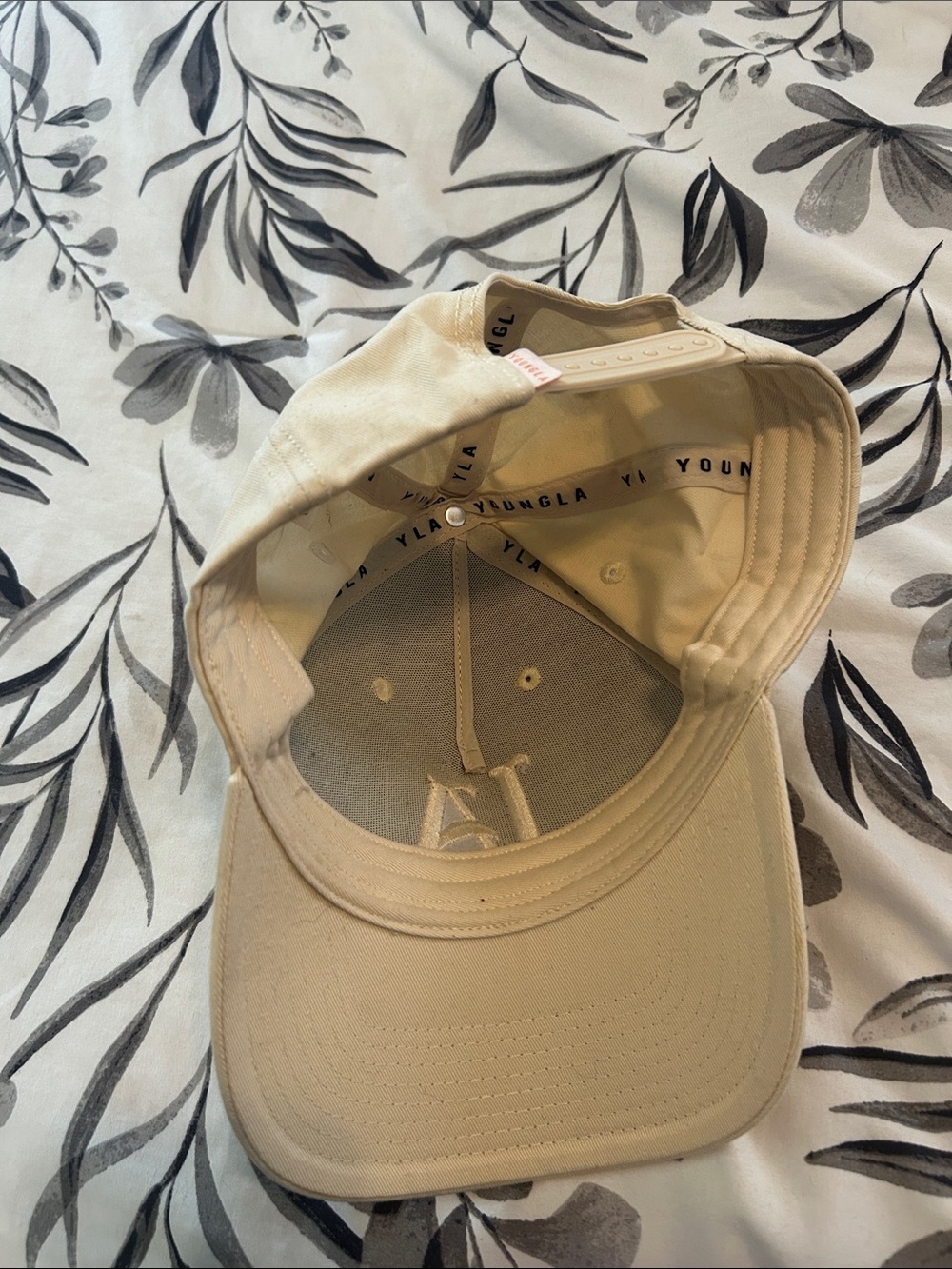 YoungLA cap - Picture 4 of 6